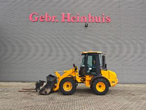 JCB 409 Bucket + Forks!