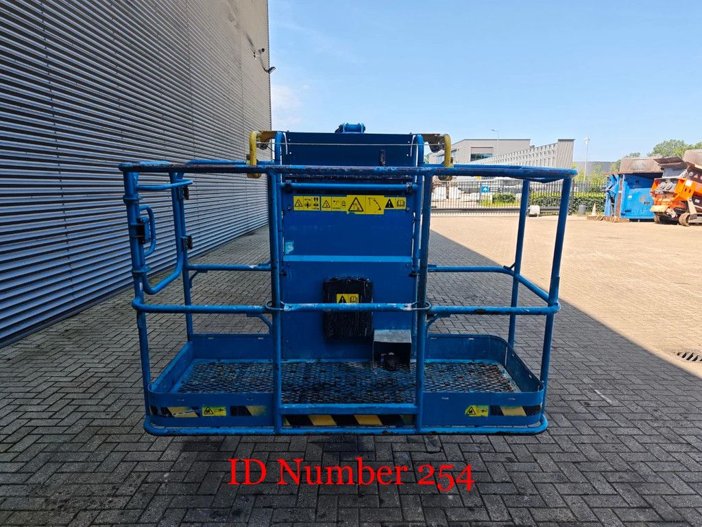 Genie Z45/25J Bi-Energy