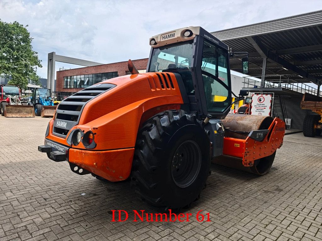 Hamm H13i