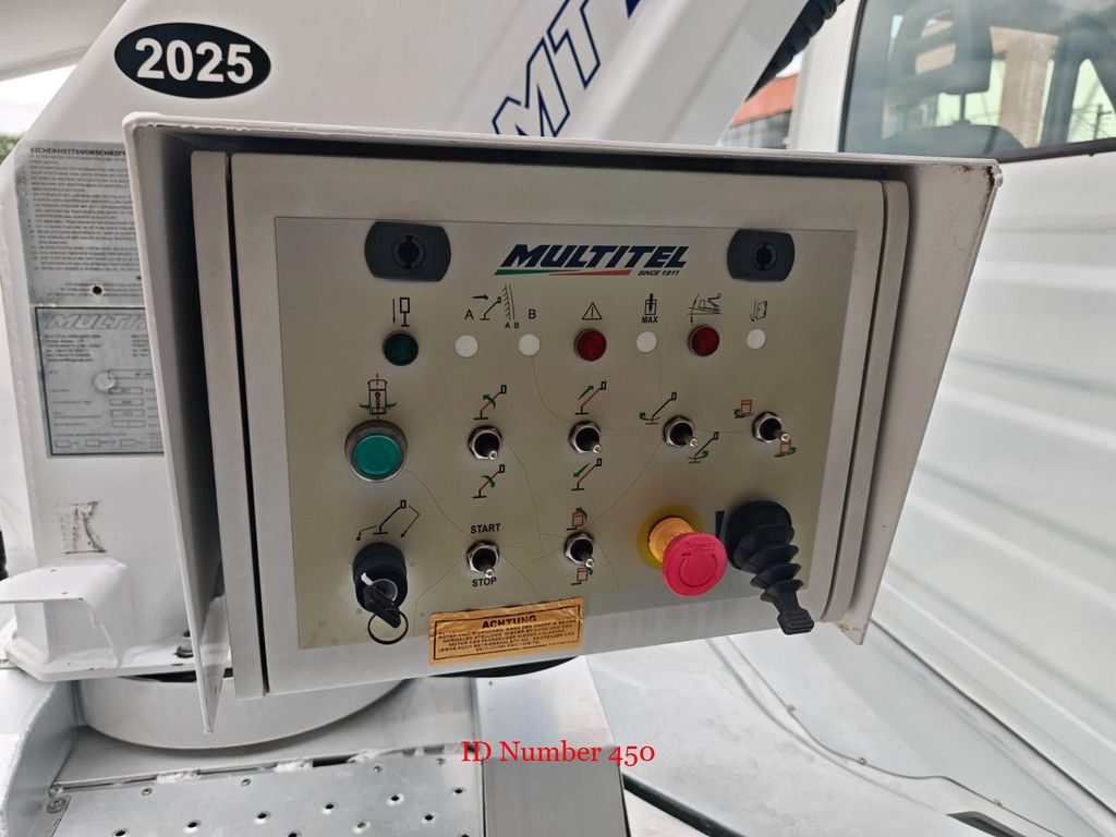 Iveco 35-120 Multitel MT 240