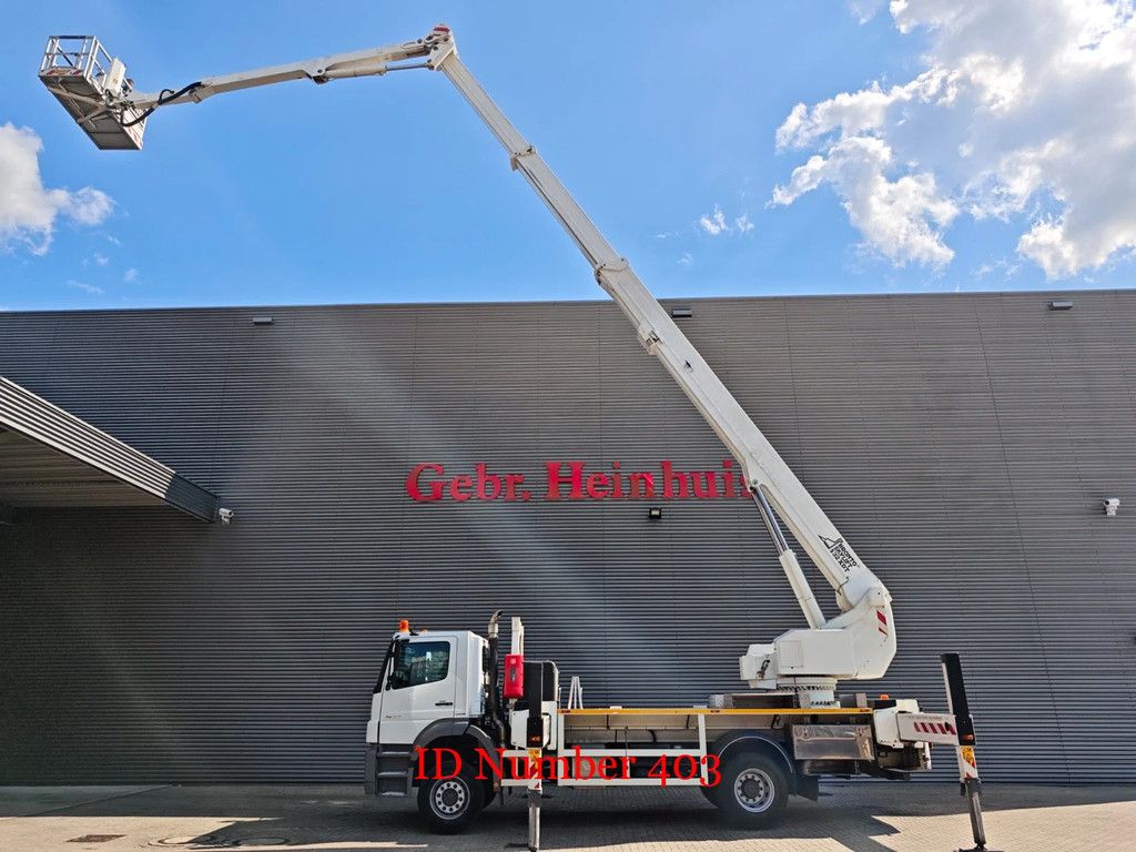 Mercedes-Benz 4x2 Bronto Skylift S32 XDT
