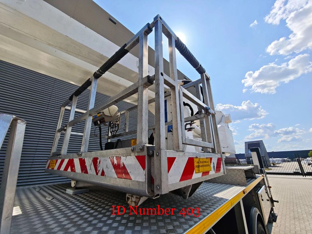 Mercedes-Benz 4x2 Bronto Skylift S32 XDT