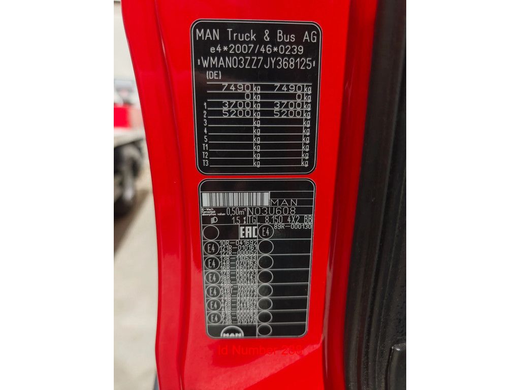 MAN 4x2 Ruthmann T330