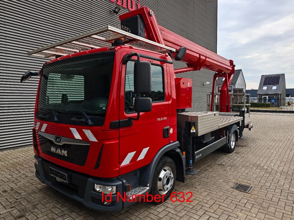 MAN 4x2 Ruthmann T330