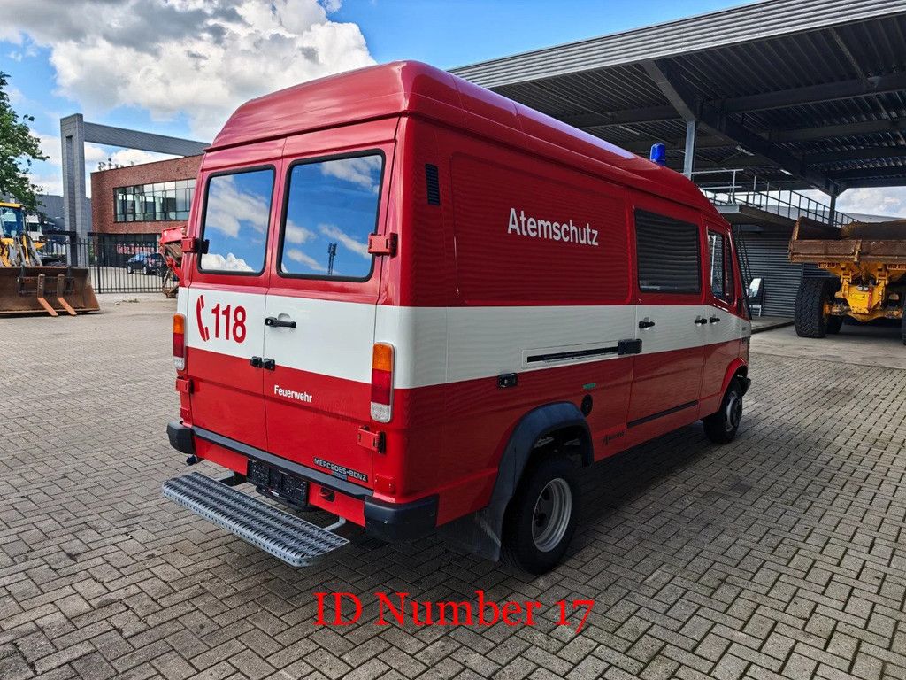 Mercedes-Benz 410 Petrol 12.000 Km Like New!