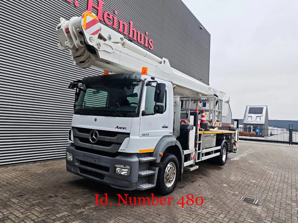 Mercedes-Benz 4x2 Bronto Skylift S47XR