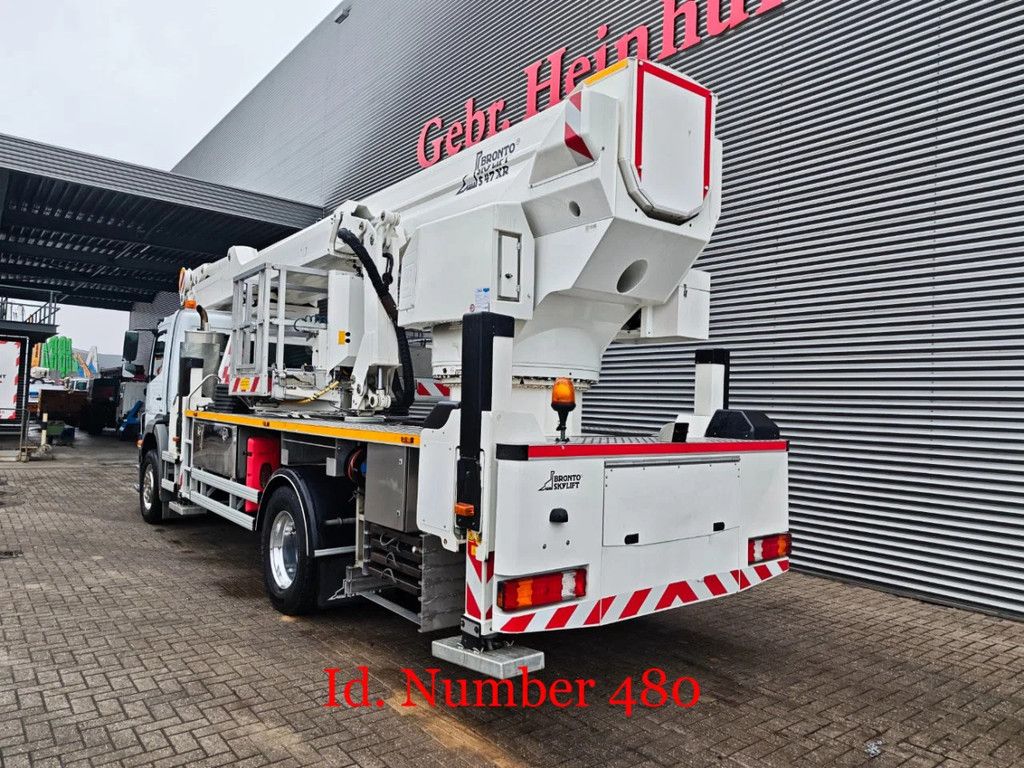 Mercedes-Benz 4x2 Bronto Skylift S47XR