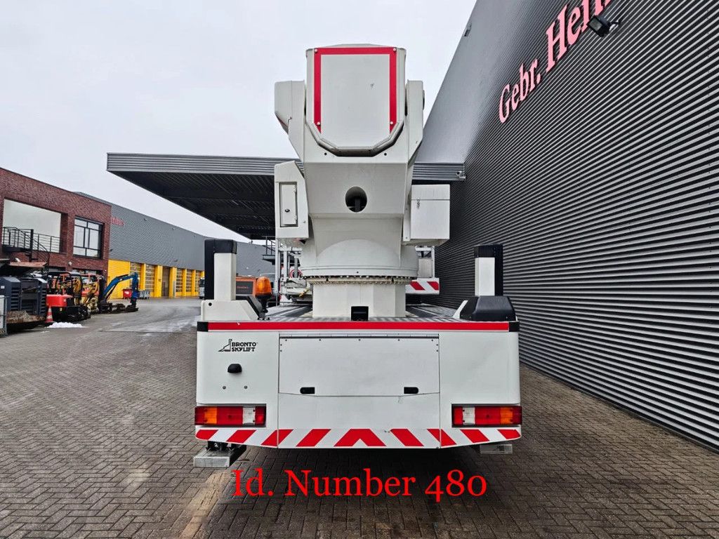 Mercedes-Benz 4x2 Bronto Skylift S47XR