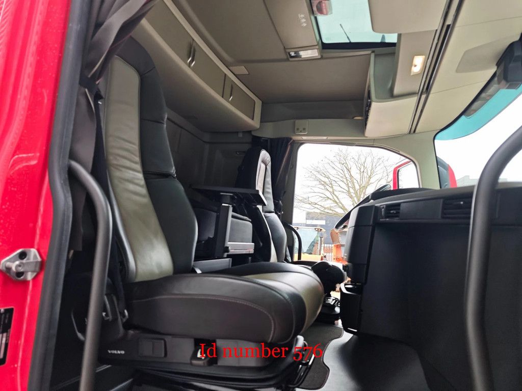 Volvo 6x2 Bougie Palfinger PK 26002 EH