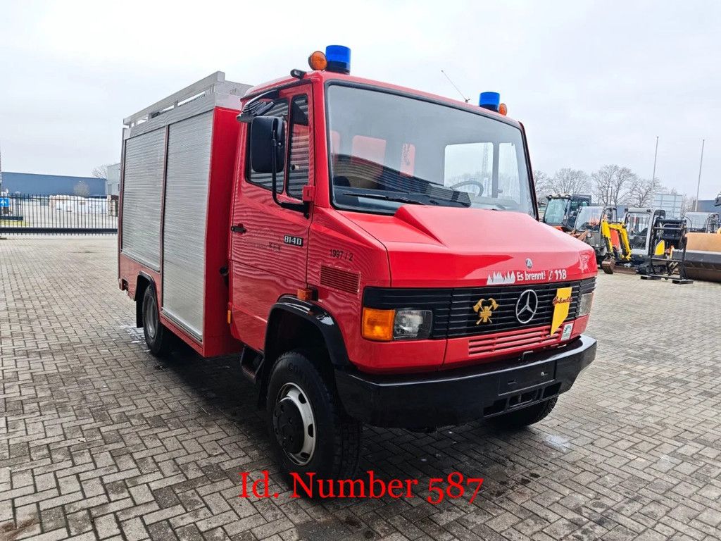 Mercedes-Benz 814 DA 4x4 Manual Gerbox Service books!