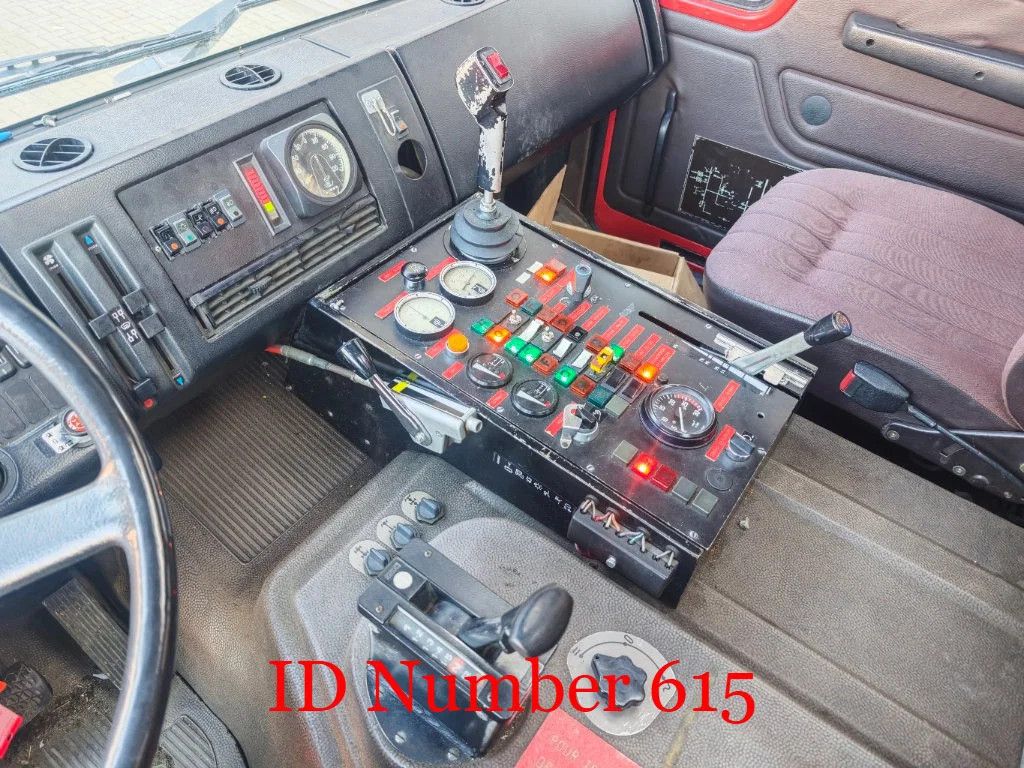 Mercedes-Benz 2636 AK 6x6 V10 Sides VMA100 Wasserwerfer