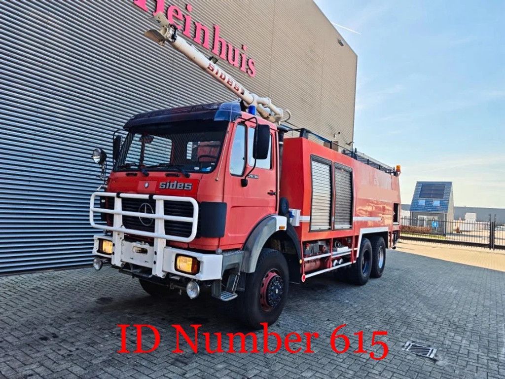 Mercedes-Benz 2636 AK 6x6 V10 Sides VMA100 Wasserwerfer