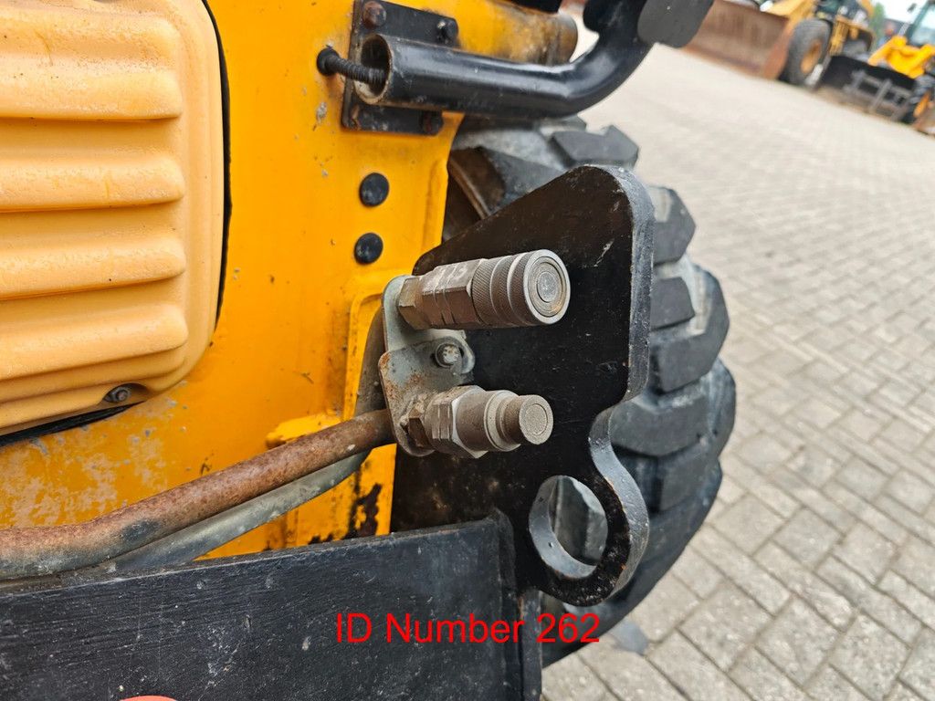 JCB 190 HF Bucket + Forks!