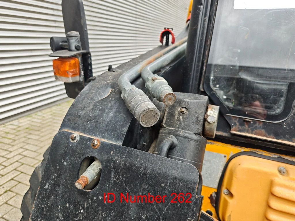 JCB 190 HF Bucket + Forks!
