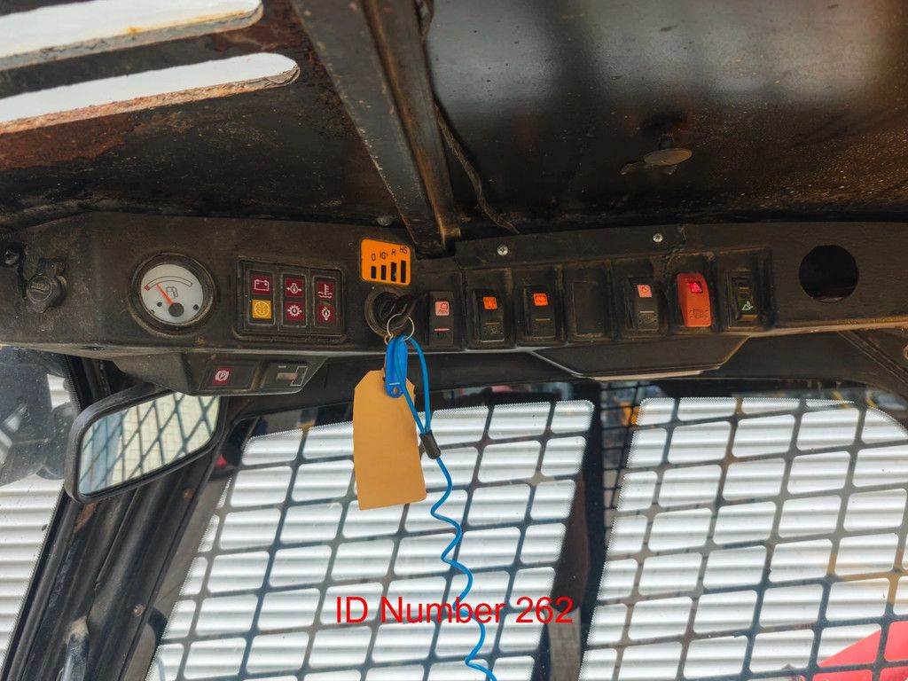 JCB 190 HF Bucket + Forks!