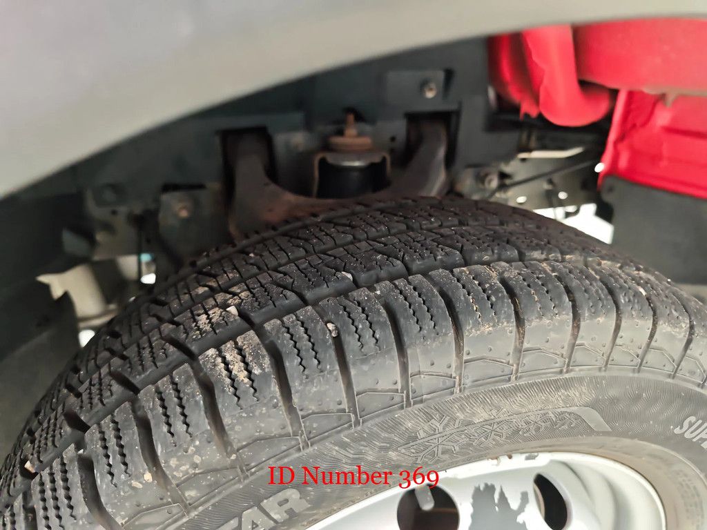 Nissan 35.13 NT400 Multitel MT162