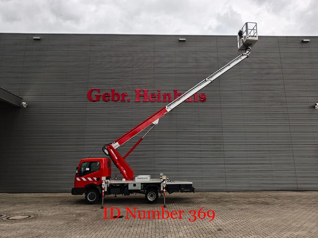 Nissan 35.13 NT400 Multitel MT162