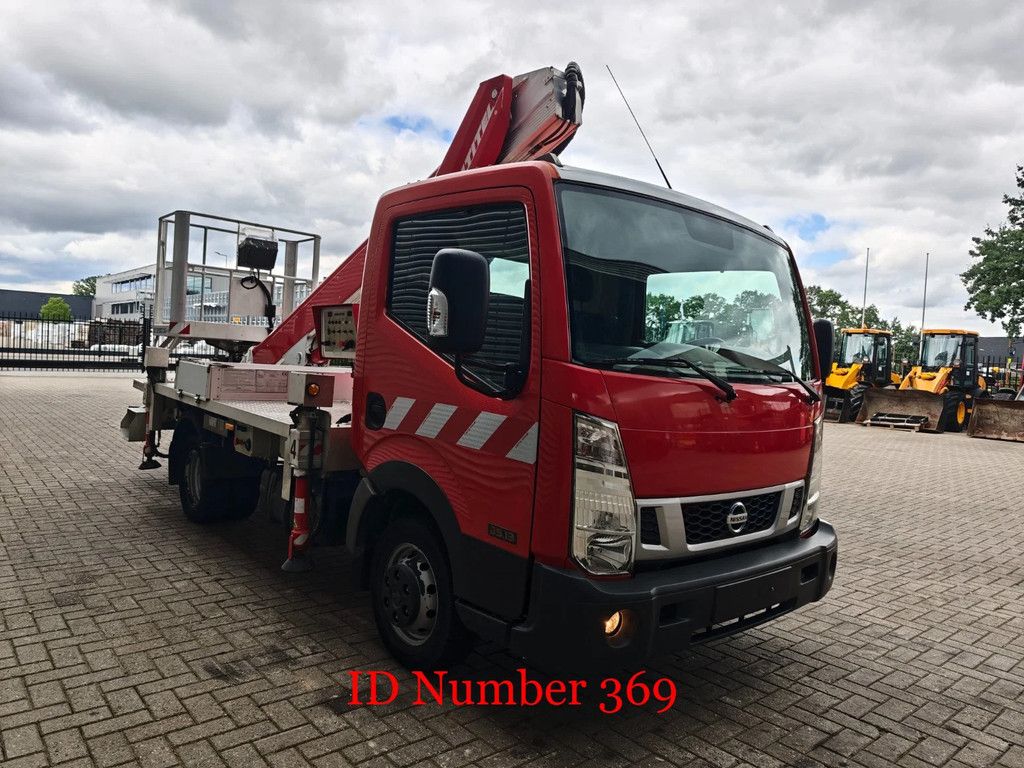 Nissan 35.13 NT400 Multitel MT162