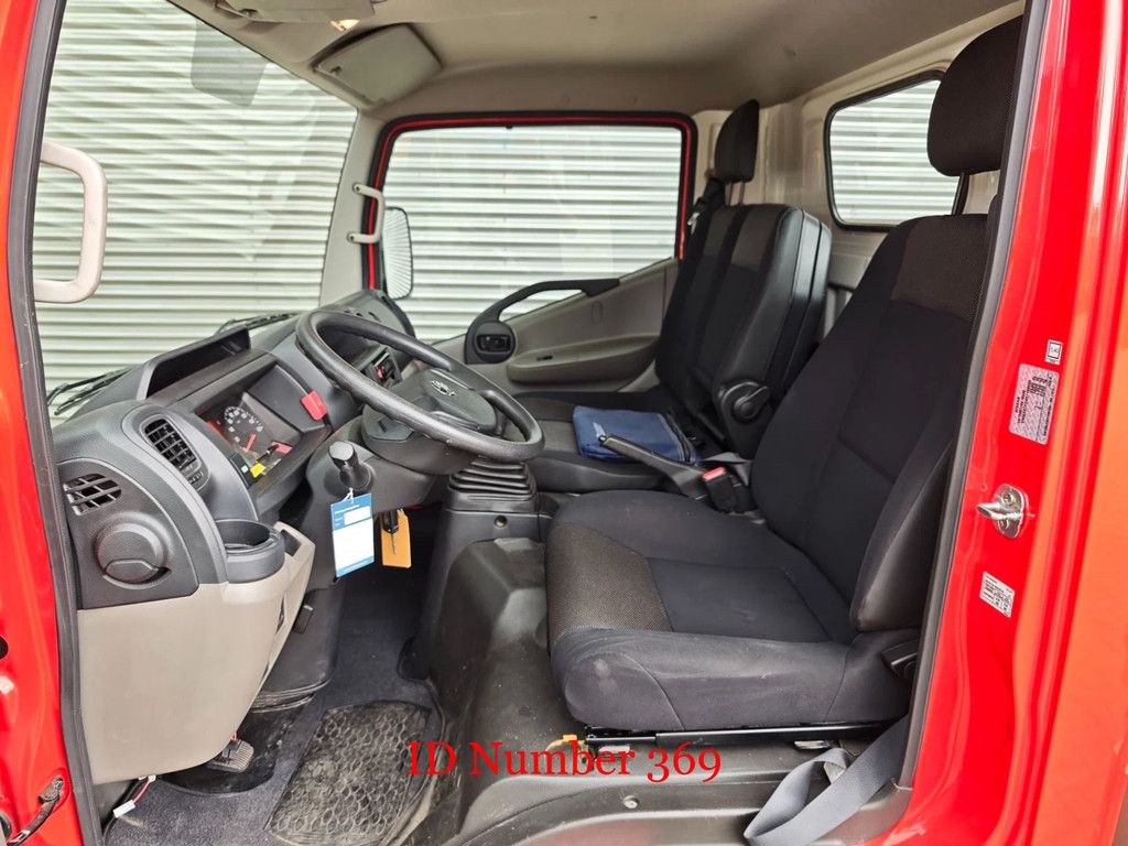 Nissan 35.13 NT400 Multitel MT162