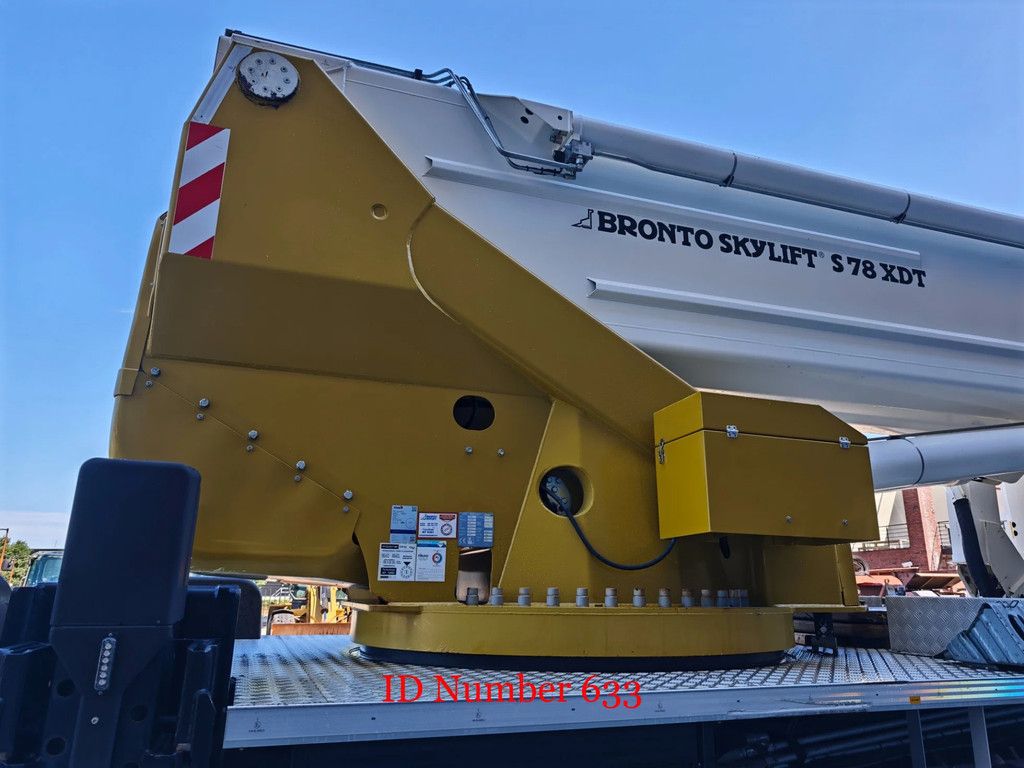 Volvo 10x4 Bronto Skylift S78XDT