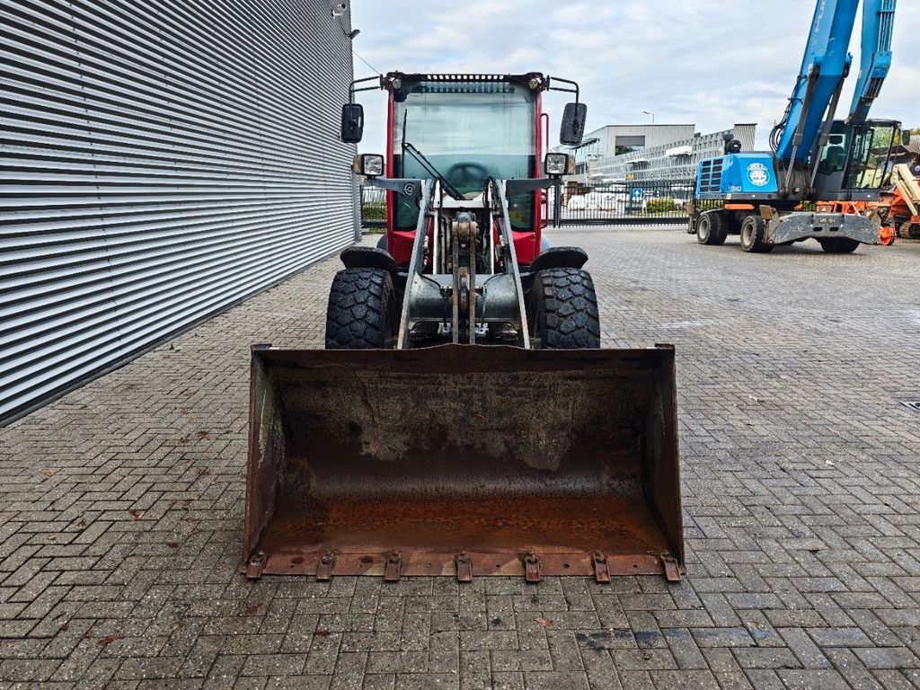 Liebherr L506 C Compact
