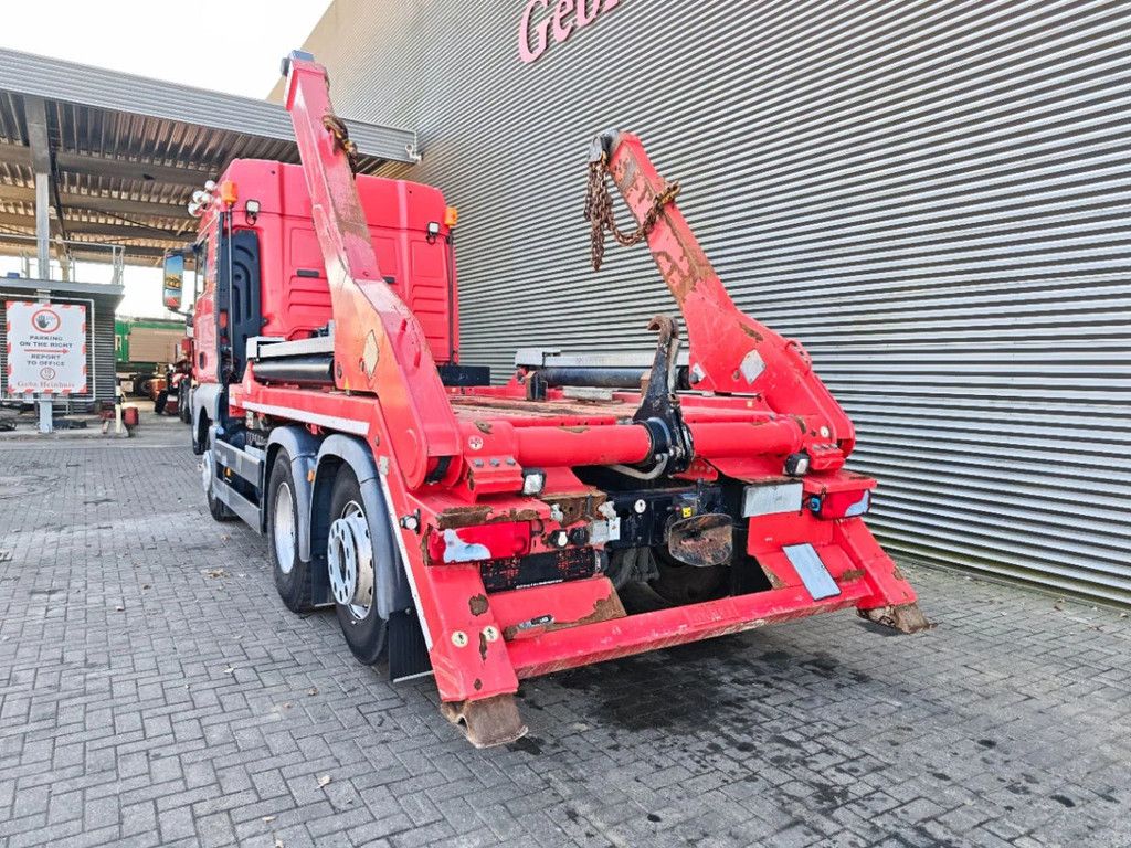 MAN 6x2 Hyvalift SL2018TAZ