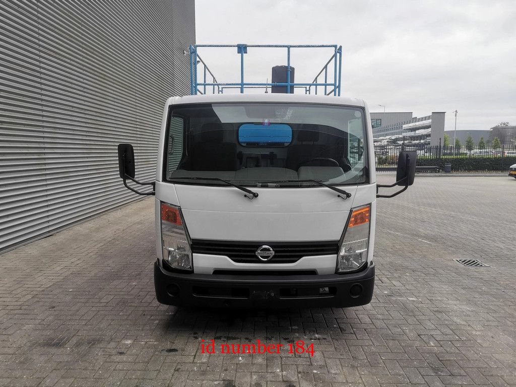 Nissan Cabstar 35.13 - Weiss SF 10 - 400 KG Capacity - Tunnel/Airplane Lift - 2 Pieces!