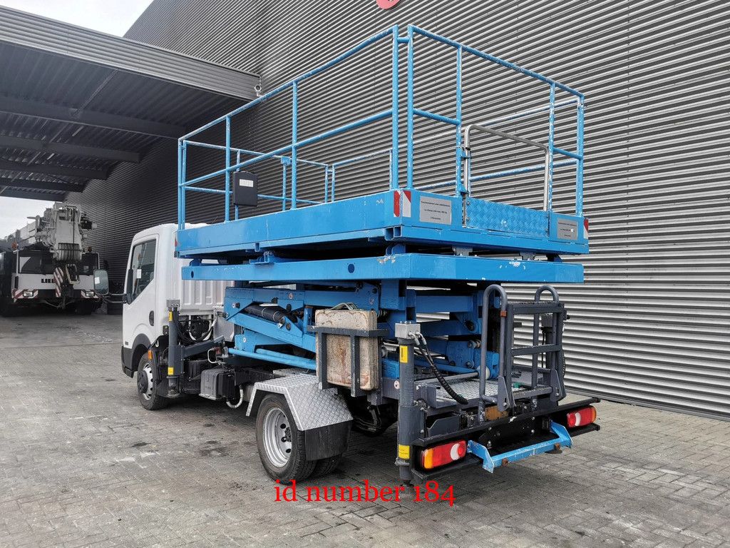 Nissan Cabstar 35.13 - Weiss SF 10 - 400 KG Capacity - Tunnel/Airplane Lift - 2 Pieces!