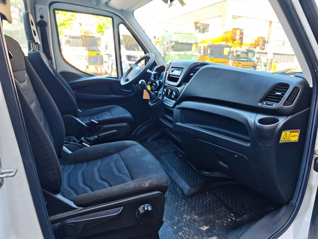 Iveco 35-120 Multitel MX 250