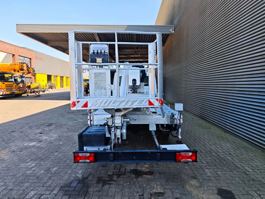 Iveco 35-120 Multitel MX 250
