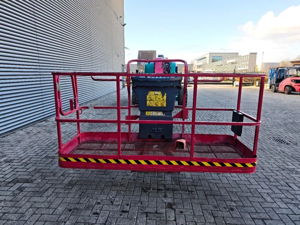 JLG 660 SJ
