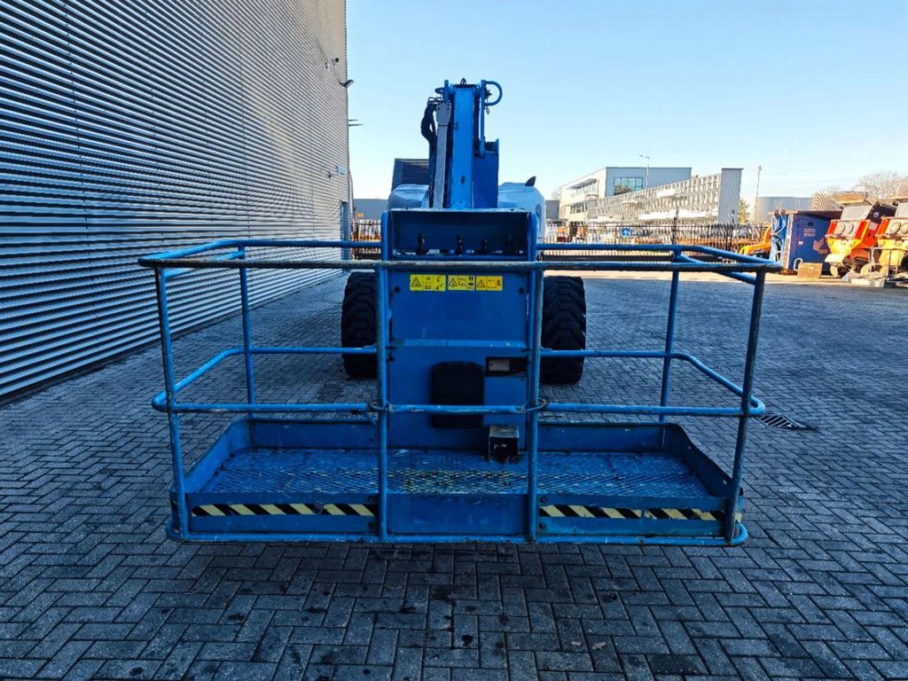 Genie Z-135