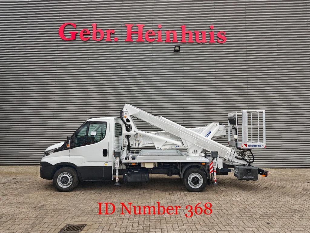 Iveco 35-120 Multitel MX210