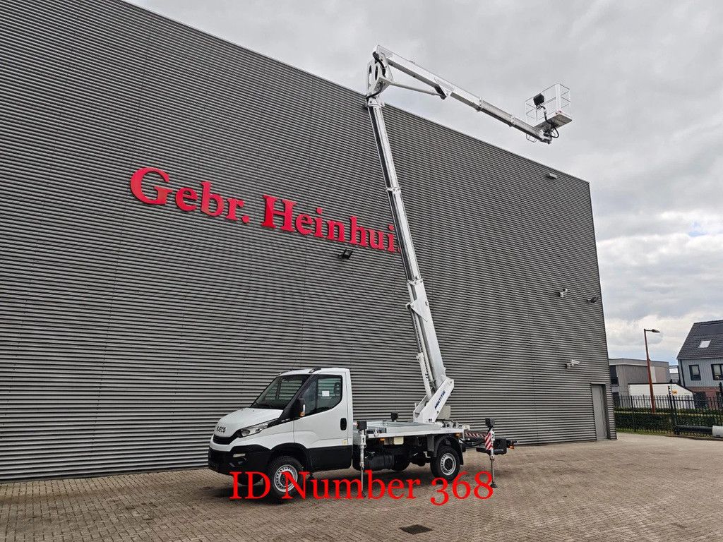 Iveco 35-120 Multitel MX210