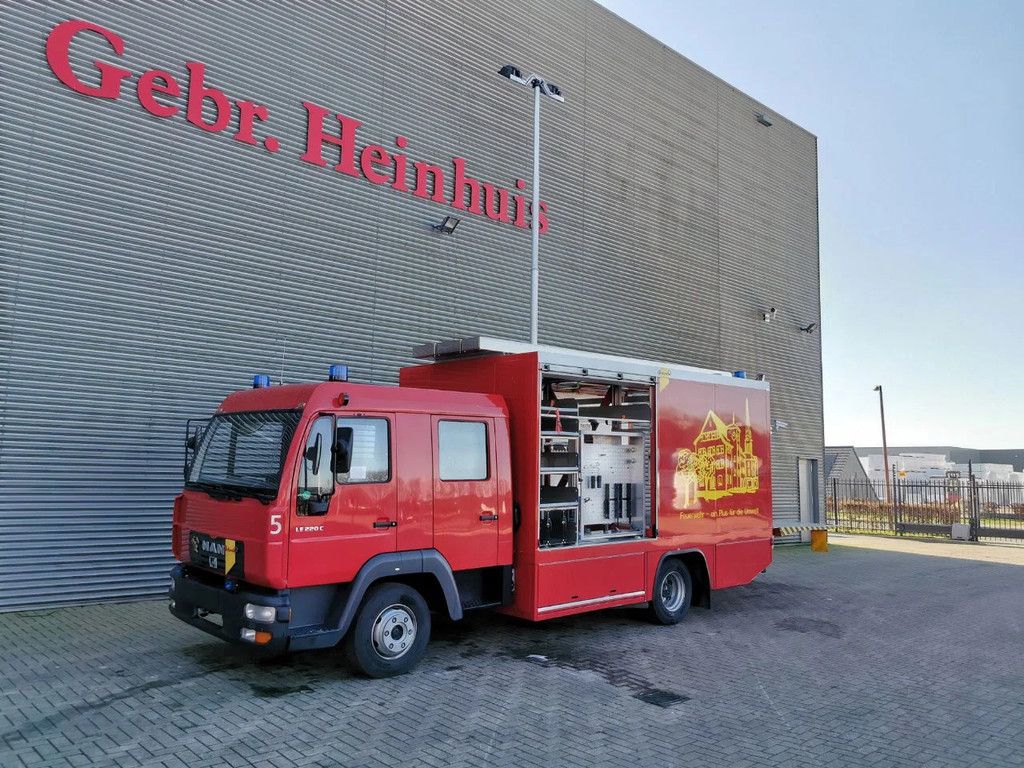 MAN 10.225 LC 4x2 DOKA