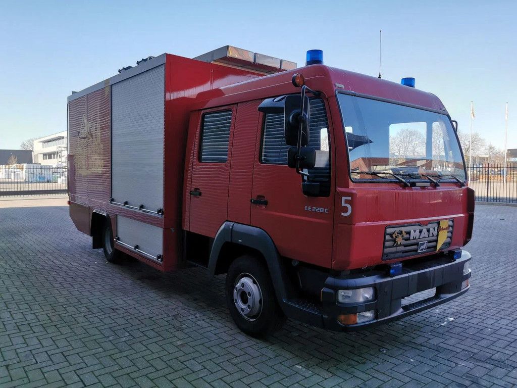 MAN 10.225 LC 4x2 DOKA