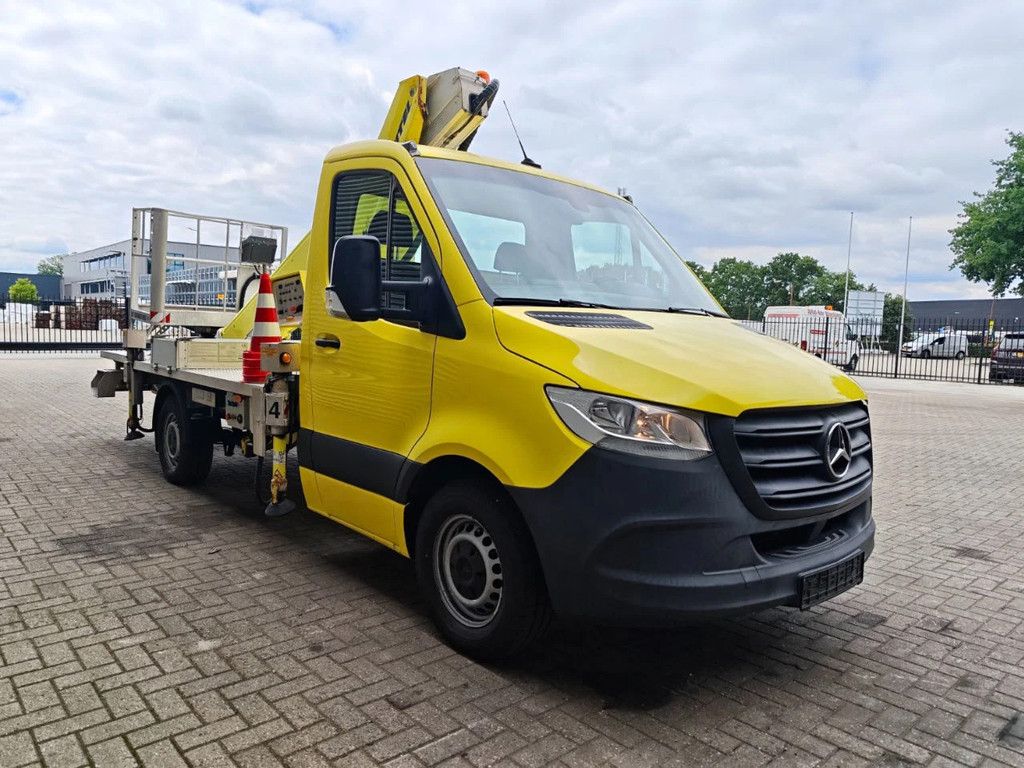 Mercedes-Benz Sprinter CDI Multitel MT 162