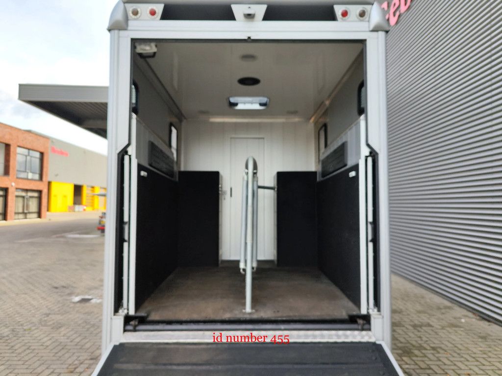 Mercedes-Benz CDI Böckmann Horsetruck 24.500 KM Topcondition!
