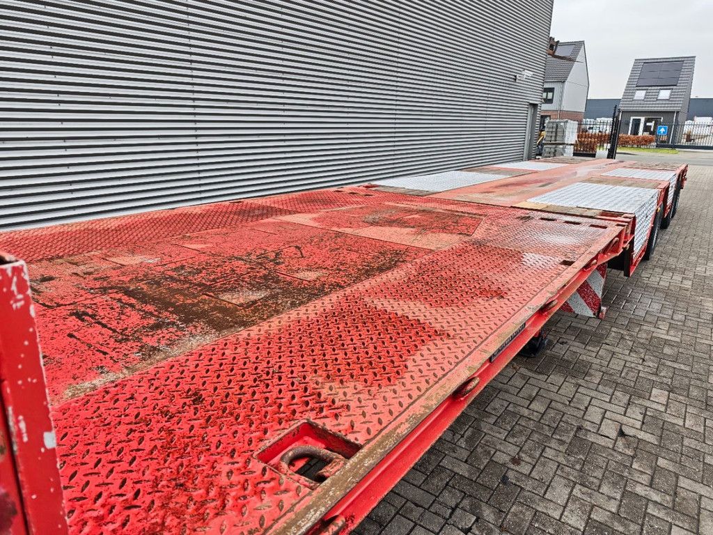 Goldhofer SPN-L3-32/80 Mega 7.3 M Extandable Radmulden 2 Pieces!