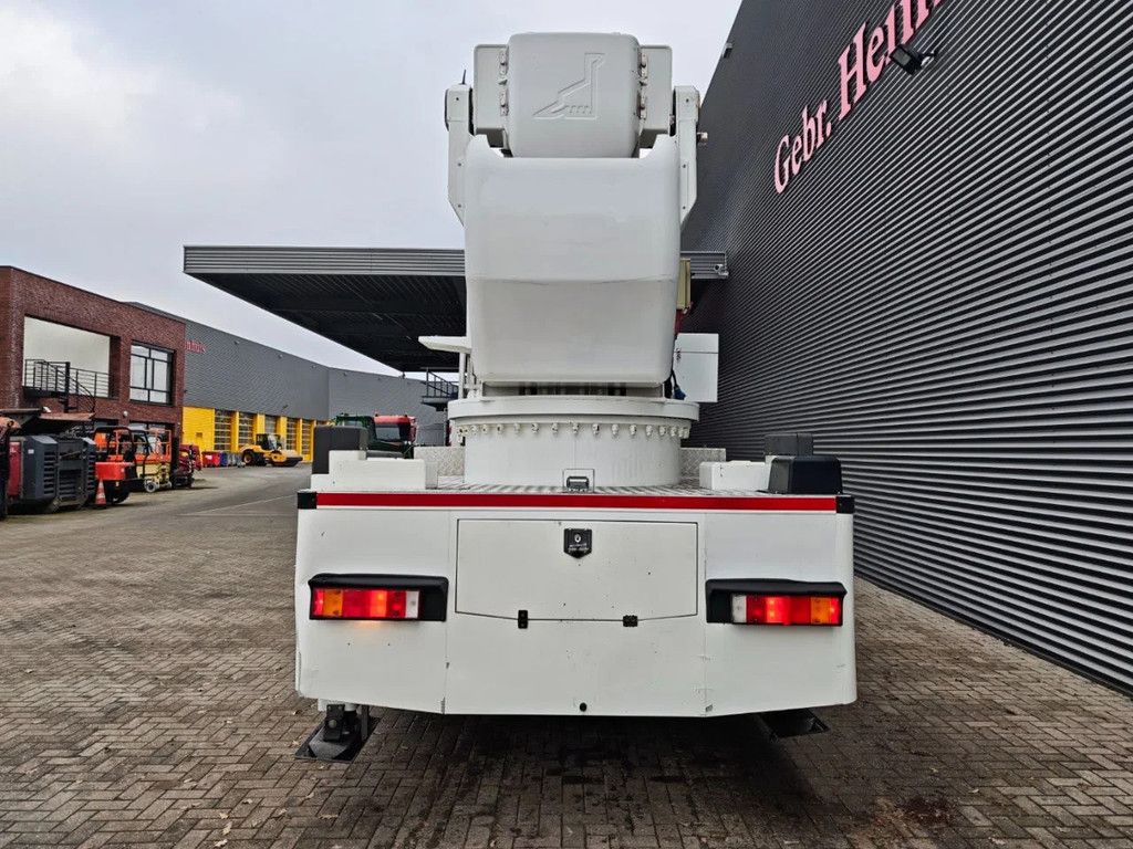 Iveco 360S35 6x2 Bronto Skylift S52XDT