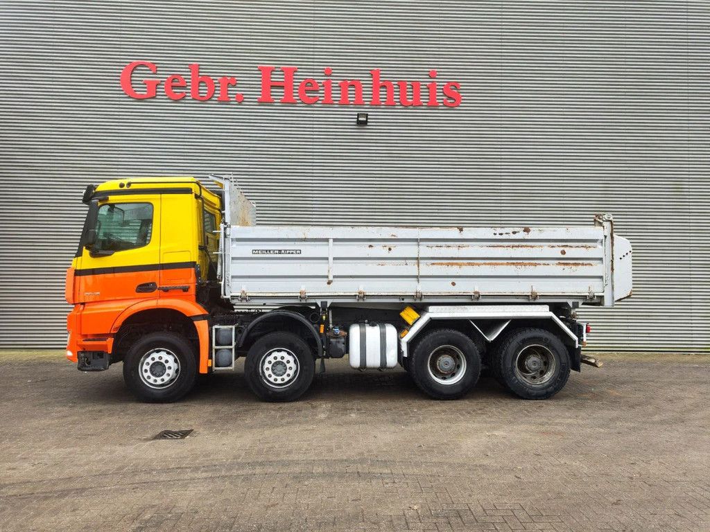 Mercedes-Benz 3743 8x4 Meiller 3 Seitenkipper