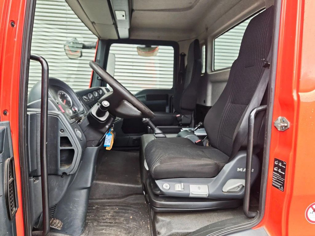 MAN 4x2 Ruthmann T330