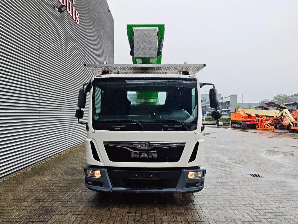 MAN 4x2 Palfinger P300 KS