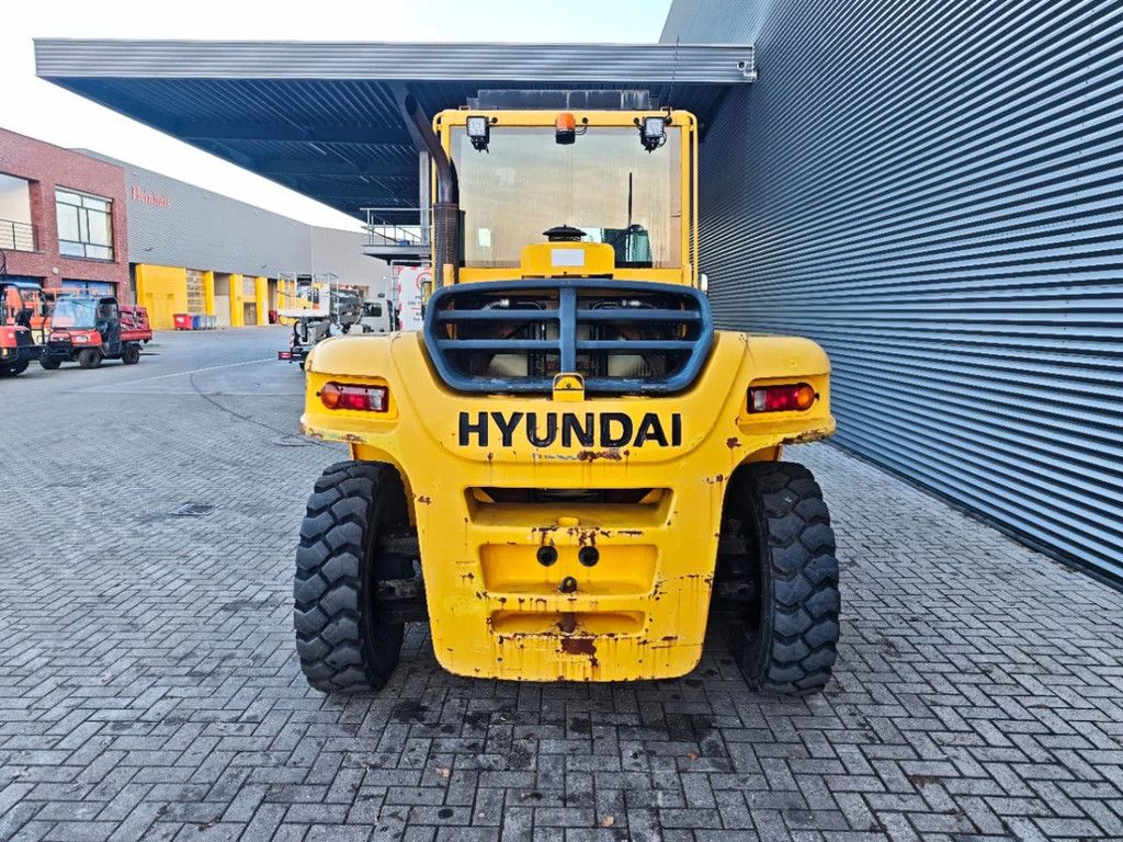 Hyundai 10.00-800 2800 Hours!
