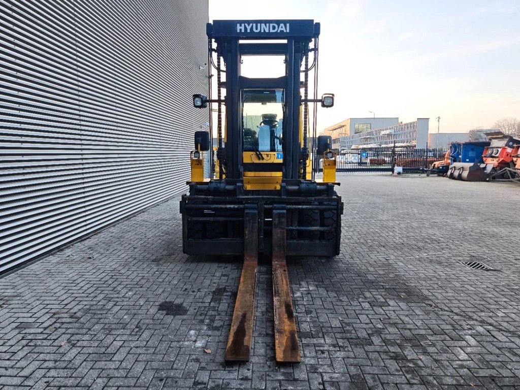 Hyundai 10.00-800 2800 Hours!