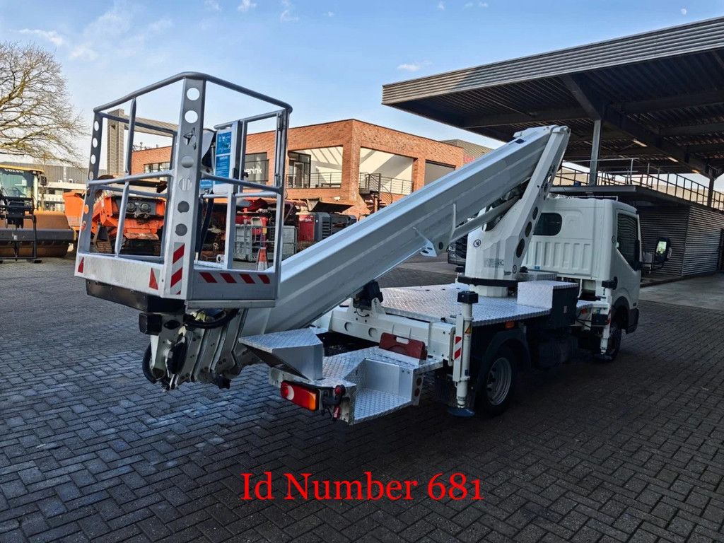 Nissan 35.12 NT400 Ruthmann TB 270.2