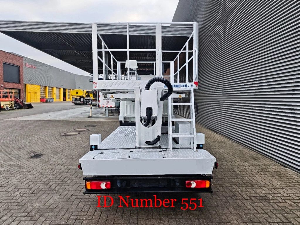 Nissan 35.13 NT400 Multitel MS100