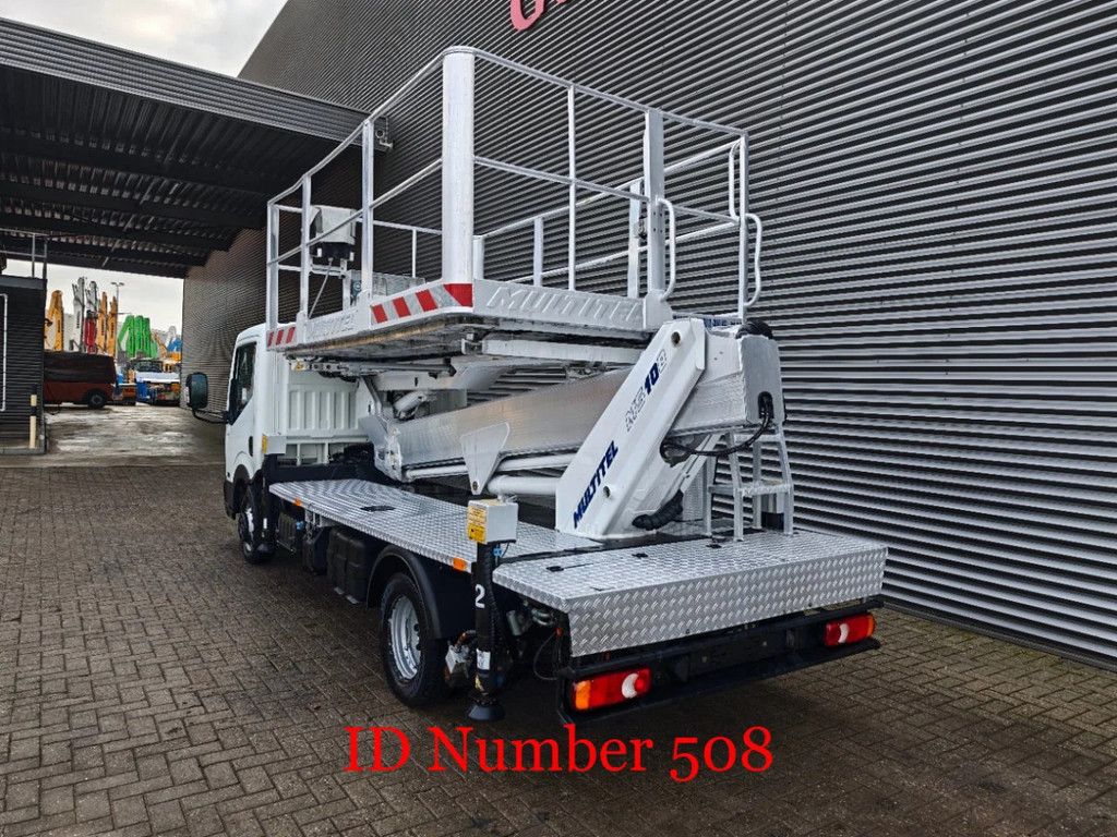 Nissan 35.13 NT400 Multitel MS100