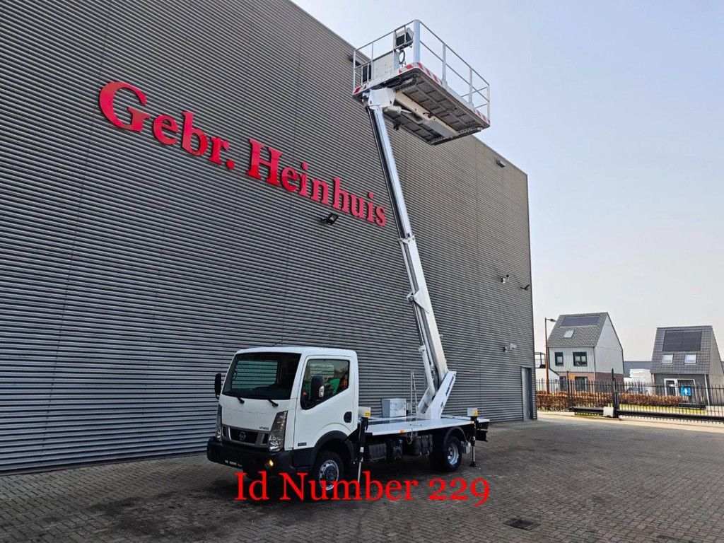 Nissan 35.13 NT400 Multitel MS100