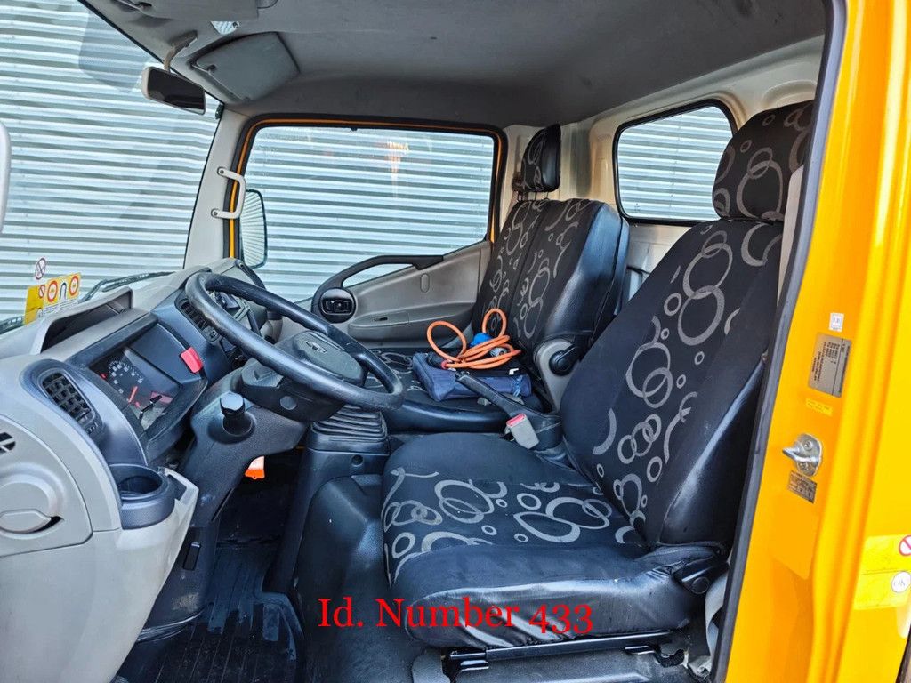 Nissan 35.12 NT400 GSR E179T